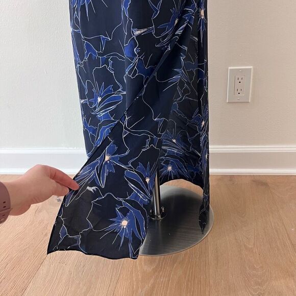 Club Monaco Blue Floral 100% Silk Kaftan Maxi Dress Women’s Size 2 - Picture 9 of 15